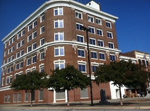 332 Main St in Greenwood, SC - Foto de edificio