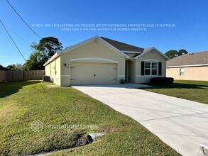 474 SW Eyerly Ave in Port St. Lucie, FL - Building Photo - Building Photo