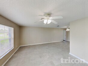 9350 Mallard St in Spring Hill, FL - Building Photo - Building Photo