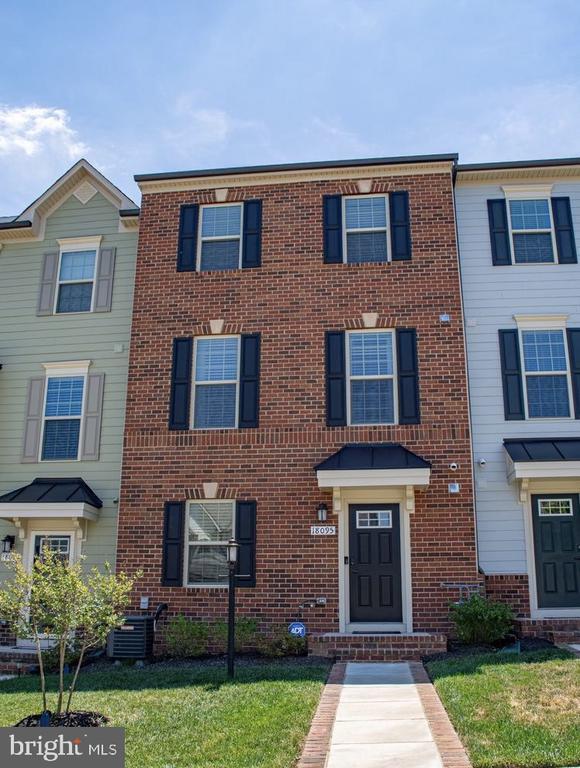 property at 18095 Red Mulberry Rd
