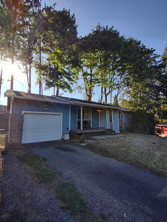 1850 Ricky Ct E in Port Orchard, WA - Building Photo