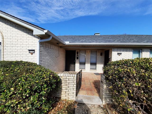 8233 Ferguson Rd in Dallas, TX - Building Photo - Building Photo
