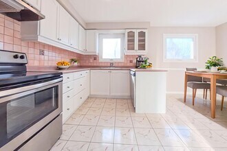 115 Tall Grass Trail in Vaughan, ON - Building Photo - Building Photo