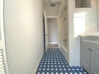 1712 Mt Vernon St photo'