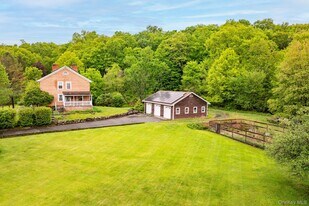 831 County Rte 12 in Wawayanda, NY - Building Photo