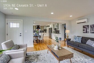 1934 NE Cramer St in Portland, OR - Building Photo - Building Photo