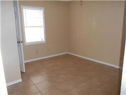 306 Lake Rd in La Marque, TX - Foto de edificio - Building Photo