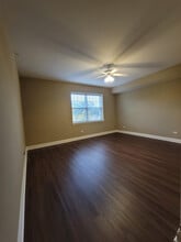 1 Itasca Pl, Unit TWO BEDS in Itasca, IL - Building Photo - Building Photo