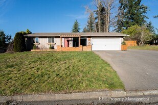 20616 NE 75th Pl in Redmond, WA - Building Photo