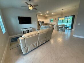 5202 Pocatella Ct in Cape Coral, FL - Building Photo - Building Photo