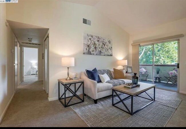 property at 6986 Stagecoach Rd
