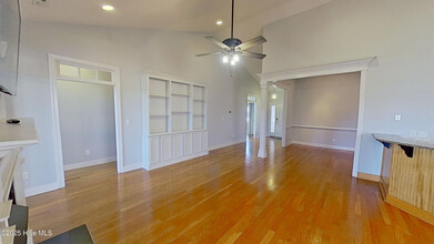 360 Highlands Dr in Hampstead, NC - Building Photo - Building Photo