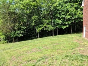 7091 Red Apple Rd in Nashville, TN - Building Photo - Building Photo