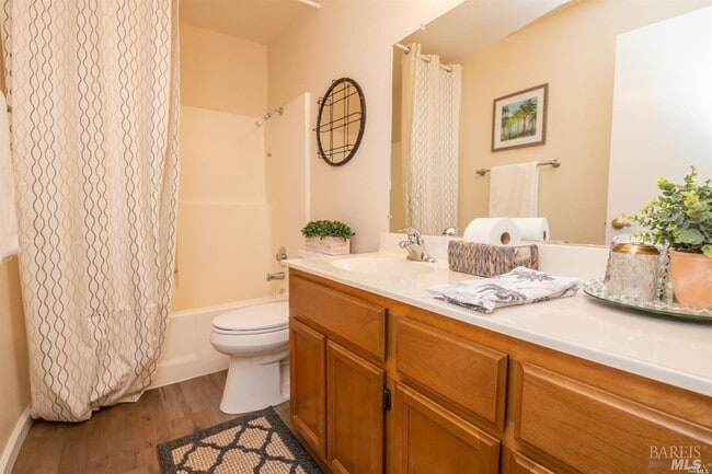 158 Bryce Way in Vacaville, CA - Foto de edificio - Building Photo