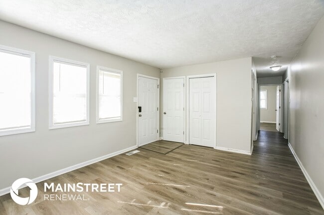 5524 Marilyn Rd in Indianapolis, IN - Building Photo - Building Photo