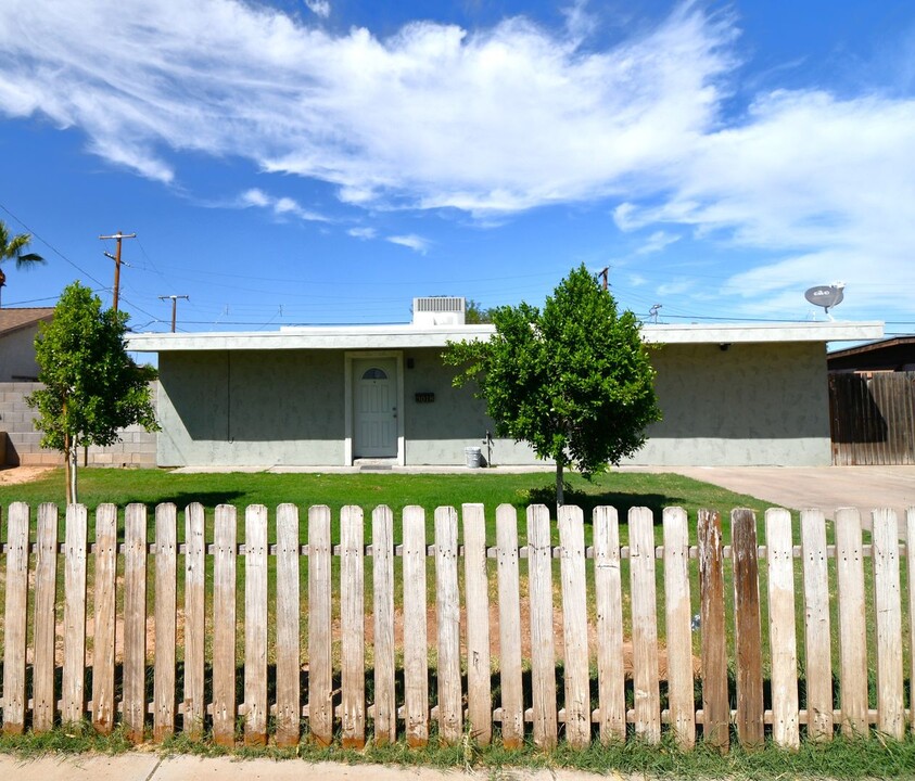 3018 W Hazelwood St in Phoenix, AZ - Building Photo