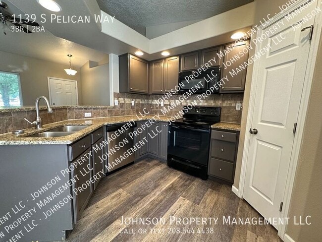 1139 S Pelican Way in Meridian, ID - Building Photo - Building Photo