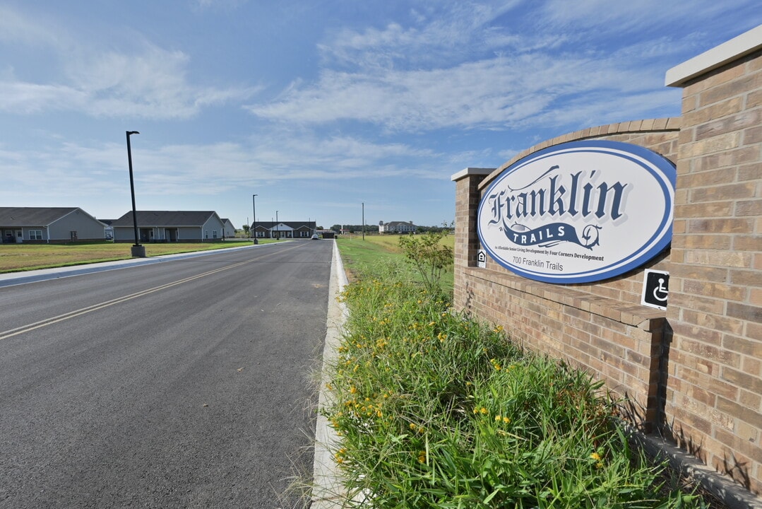 Franklin Trails Senior Apartments Photo