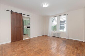 255 Quincy Ave in Bronx, NY - Building Photo - Building Photo