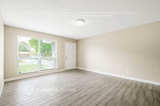 2527 Oak Summit Dr in Jacksonville, FL - Building Photo - Building Photo