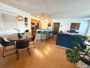 1 Forest Glen Cir in Middletown, CT - Building Photo - Building Photo