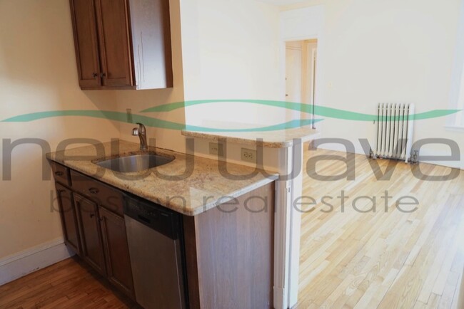 1091 Boylston St, Unit 36 in Boston, MA - Building Photo - Building Photo