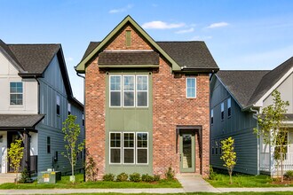 153 Oasis Dr in La Vergne, TN - Building Photo - Building Photo
