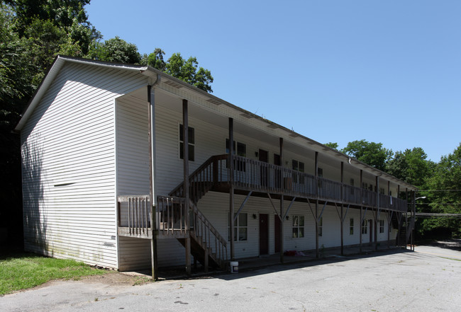 3010 Ingleside Dr in High Point, NC - Building Photo - Building Photo