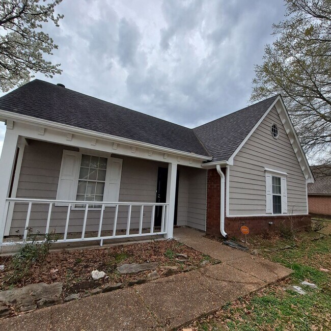 6405 Hayfield Cove in Memphis, TN - Building Photo - Building Photo