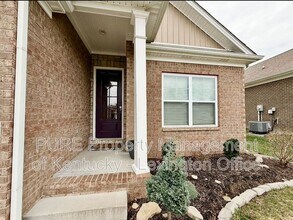 242 Ikebana Dr in Georgetown, KY - Building Photo - Building Photo