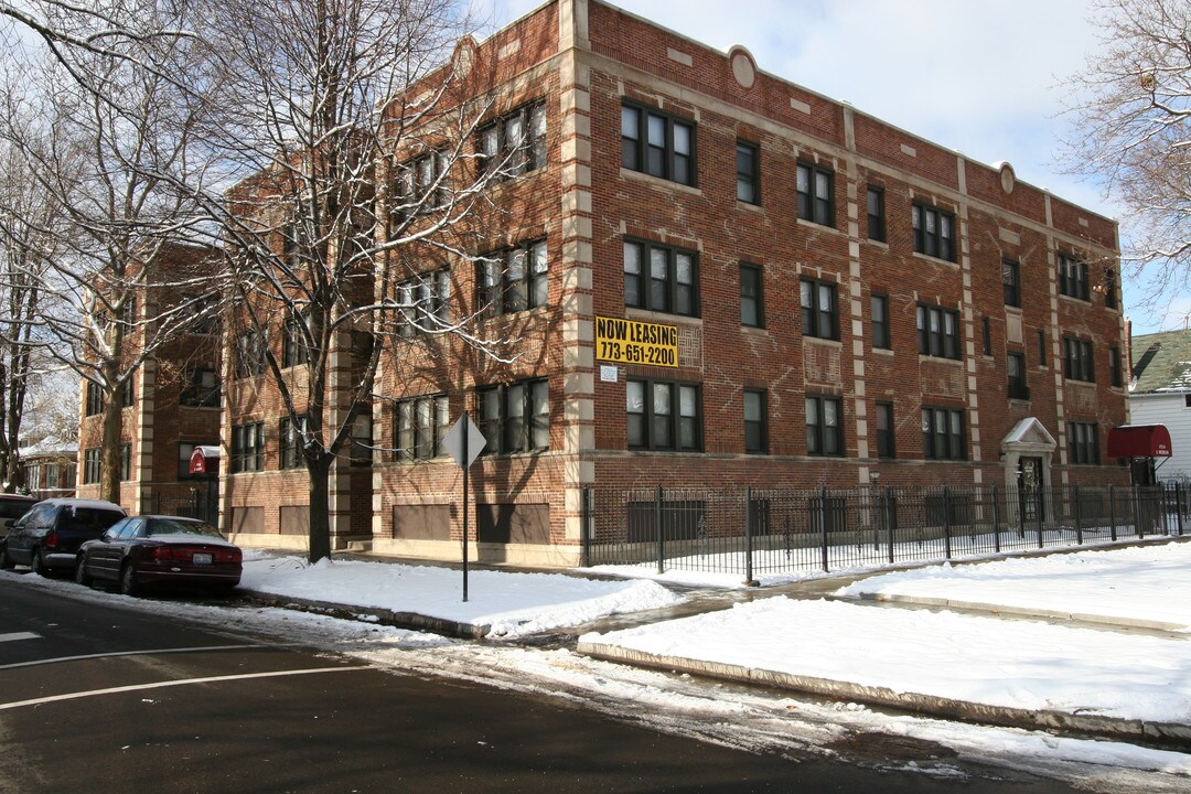 6752 S Michigan Ave in Chicago, IL - Building Photo