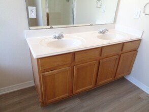 21407 Forest Colony Dr in Porter, TX - Building Photo - Building Photo
