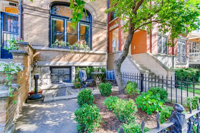 1148 W Wrightwood Ave in Chicago, IL - Building Photo - Building Photo