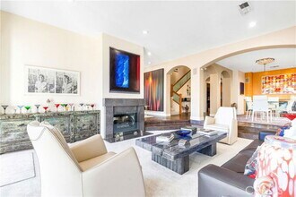 319 Orchid Ave in Newport Beach, CA - Building Photo - Building Photo