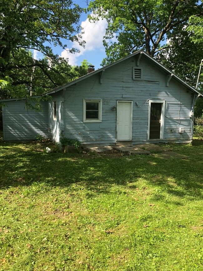 327 Merle St in Bismarck, MO - Building Photo - Building Photo