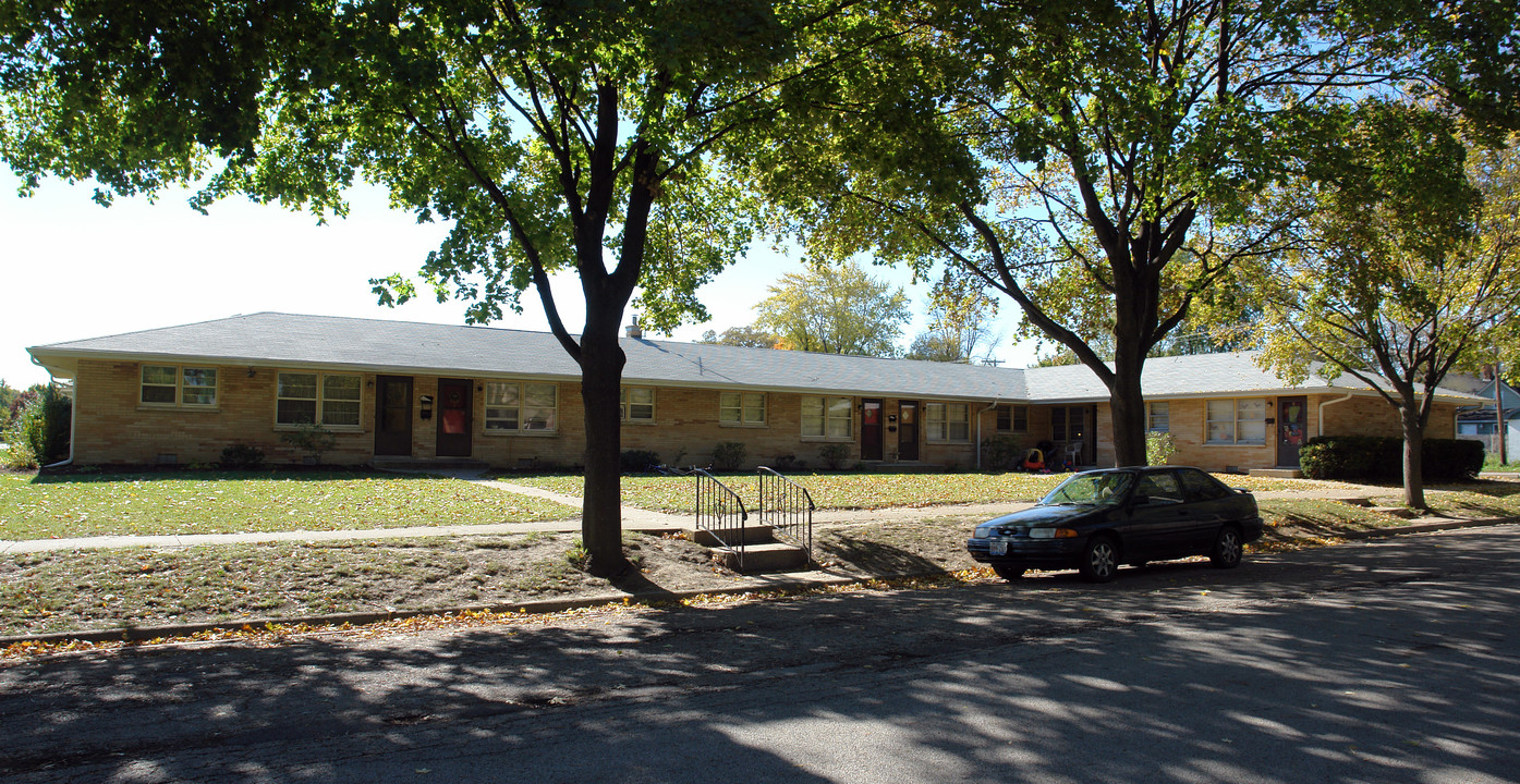 2600 Gabriel Ave in Zion, IL - Building Photo