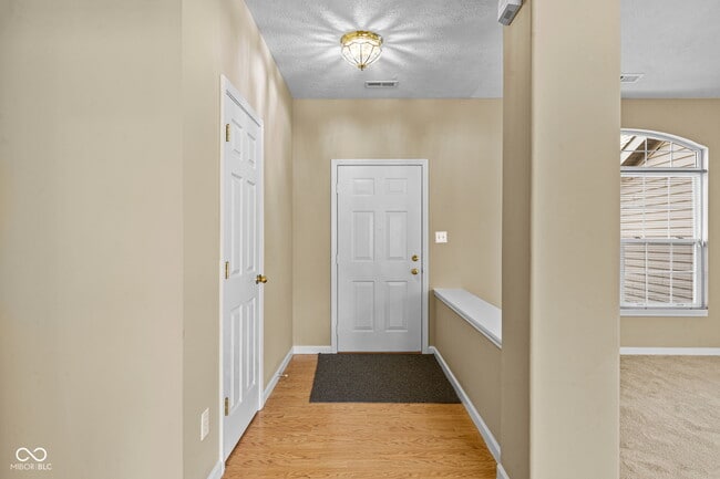 1241 Elm Grove Ln in Greenwood, IN - Building Photo - Building Photo