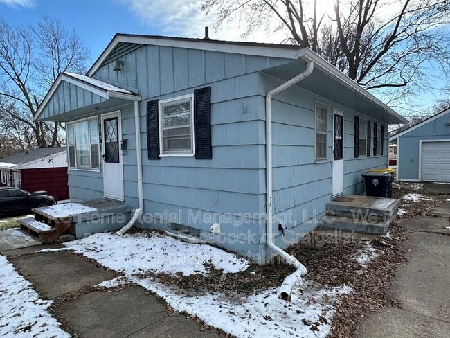 7801 Ozark Rd in Kansas City, MO - Building Photo - Building Photo