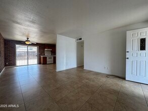 7967 W Highland Ave in Phoenix, AZ - Building Photo - Building Photo