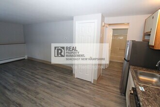 28 Ivy Ln in Barrington, NH - Building Photo - Building Photo