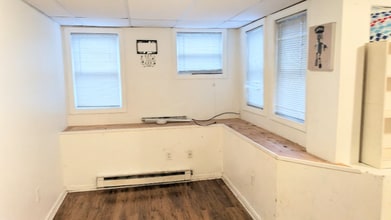 5-9 Morton Square in Stoughton, MA - Foto de edificio - Building Photo