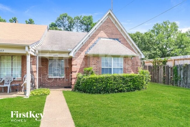 6856 Meadow Chase Ln in Memphis, TN - Building Photo - Building Photo