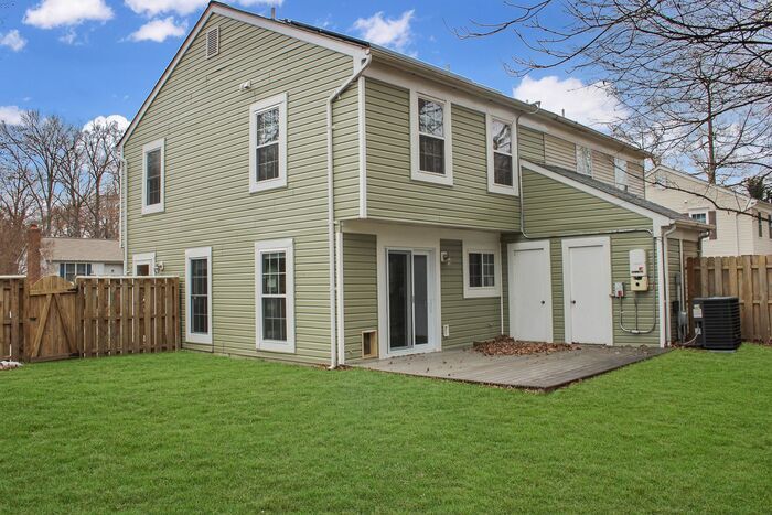 104 Jennifer Dr in Indian Head, MD - Building Photo