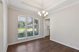 6314 Crested Butte Dr in Dallas, TX - Building Photo - Building Photo