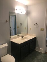 1 W 5th St in Winston-Salem, NC - Building Photo - Building Photo