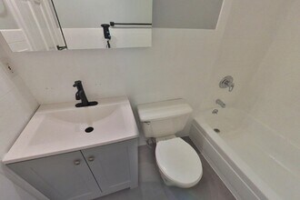 416 E 13th St in New York, NY - Building Photo - Building Photo