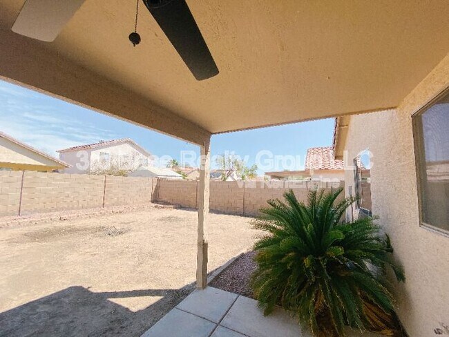 14888 W Acapulco Ln in Surprise, AZ - Building Photo - Building Photo