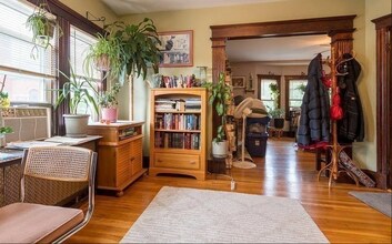 39 Thurston St, Unit 3 in Somerville, MA - Building Photo - Building Photo