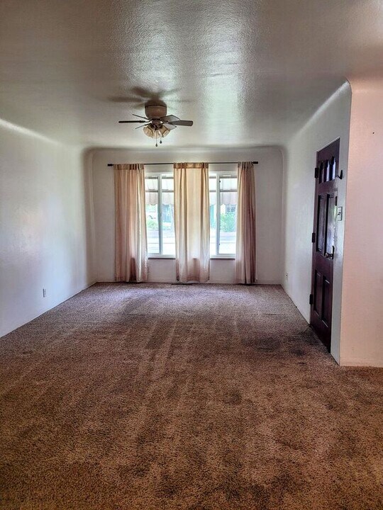 302 N 10th St in Grand Junction, CO - Building Photo