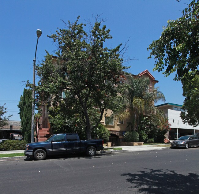 Residential Condominiums in Burbank, CA - Building Photo - Building Photo